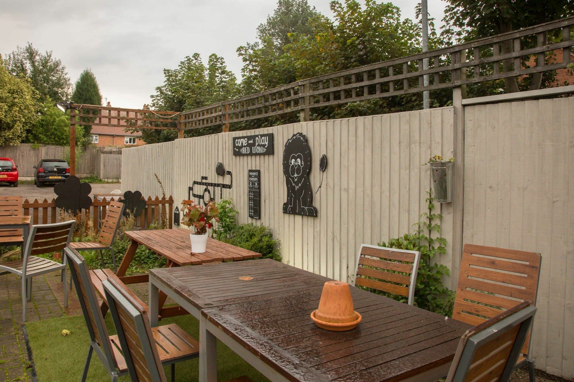 The Red Lion Coleshill Hotel Exterior photo